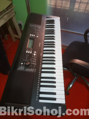 Yamaha psr 373